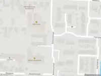 Ambulance met grote spoed naar de Roerdompsingel in Numansdorp