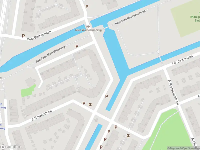 Ambulance met gepaste spoed naar de J.J. Heggekade in 's-Gravenhage