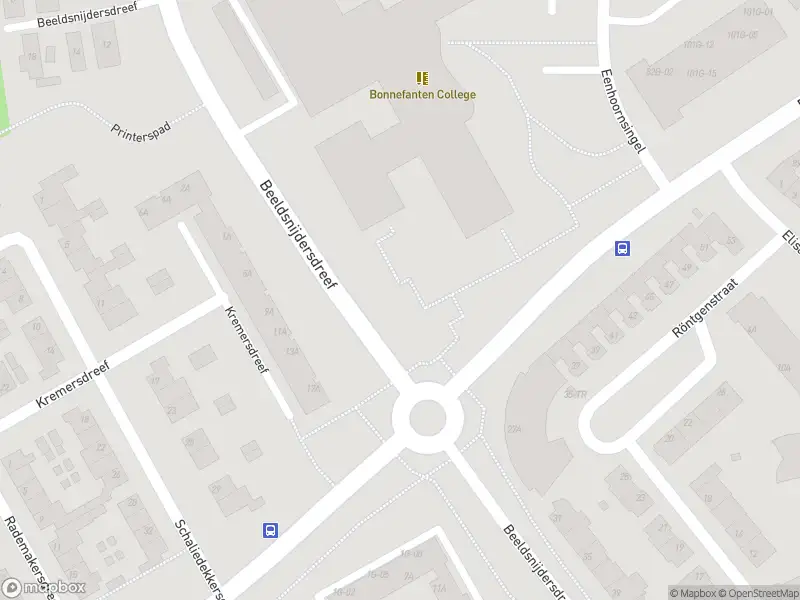 Politie naar de Beeldsnijdersdreef in Maastricht vanwege aanrijding met letsel