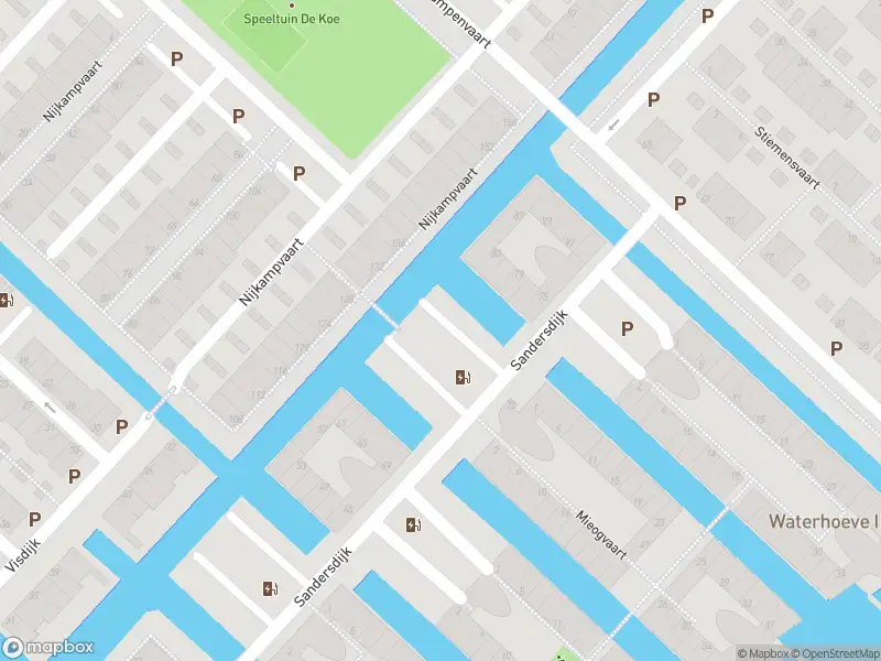 Ambulance met grote spoed naar de Van Essendijk in 's-Gravenhage