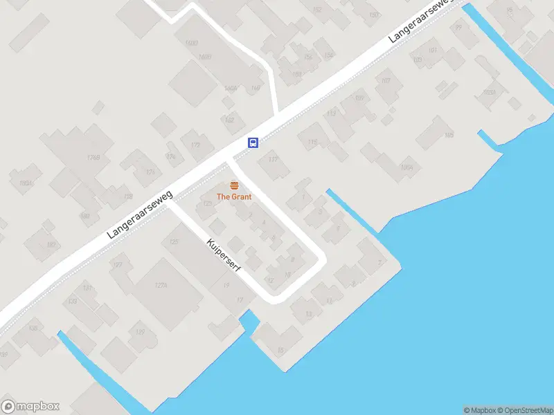 Ambulance met grote spoed naar de Kuiperserf in Ter Aar