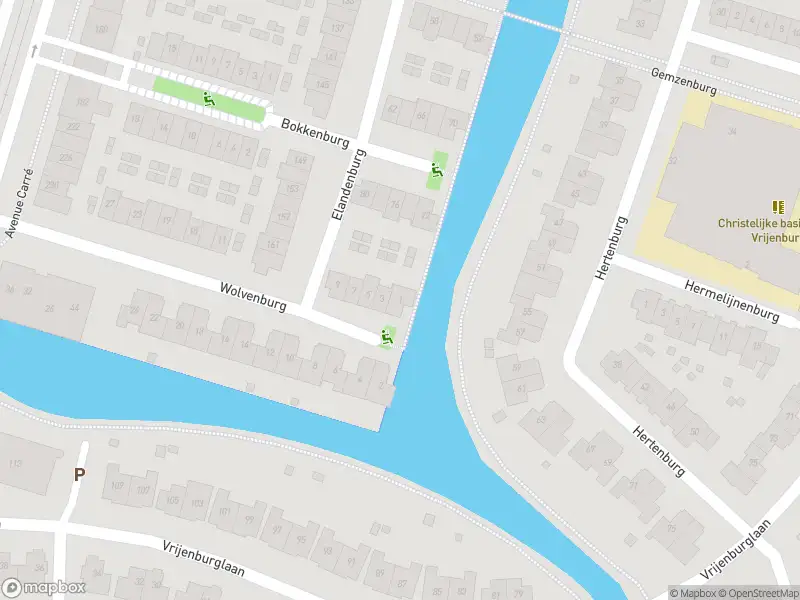 Ambulance met grote spoed naar de Wolvenburg in Barendrecht