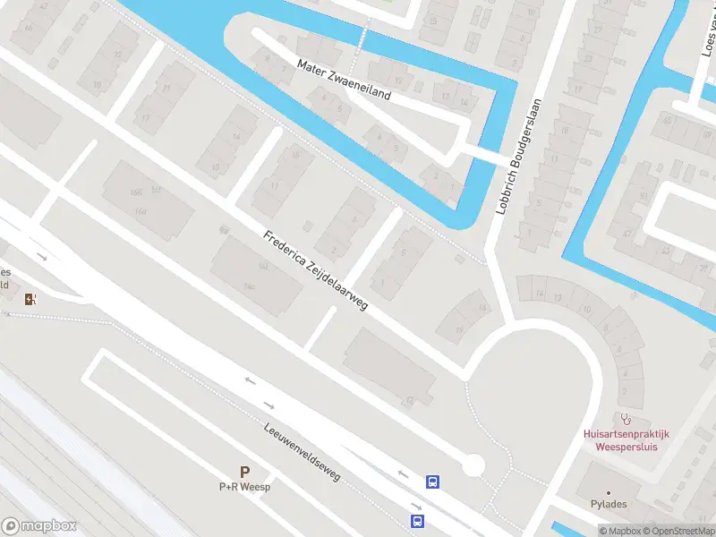 Brandweer met gepaste spoed naar de Frederica Zeijdelaarweg in Weesp