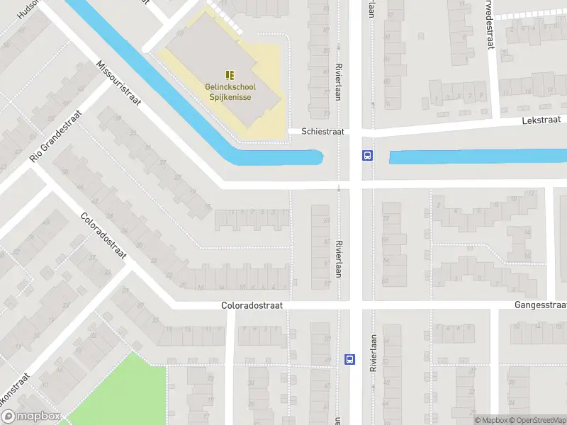 Ambulance met gepaste spoed naar de Missouristraat in Spijkenisse