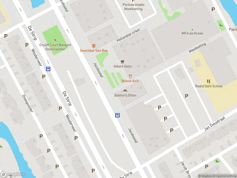 Ambulance met grote spoed naar de Bangert in Zwaag