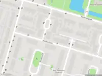 Brandweer met grote spoed naar de Tjepmahof in Utrecht vanwege voertuigbrand