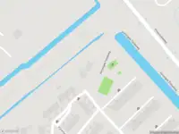 Brandweer met grote spoed naar de Verlengde Tielseweg in Tiel vanwege voertuigbrand