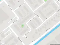 Ambulance met grote spoed naar de Mijnsherenweg in De Kwakel