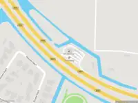 Ambulance naar de Nollenweg in Alkmaar vanwege ongeval met letsel