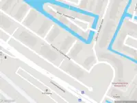 Brandweer met gepaste spoed naar de Frederica Zeijdelaarweg in Weesp