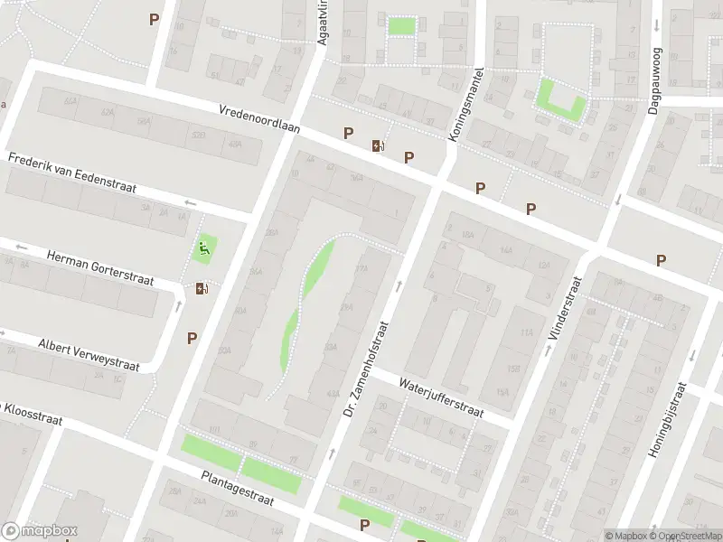 Ambulance met grote spoed naar de Dr. Zamenhofstraat in Rotterdam