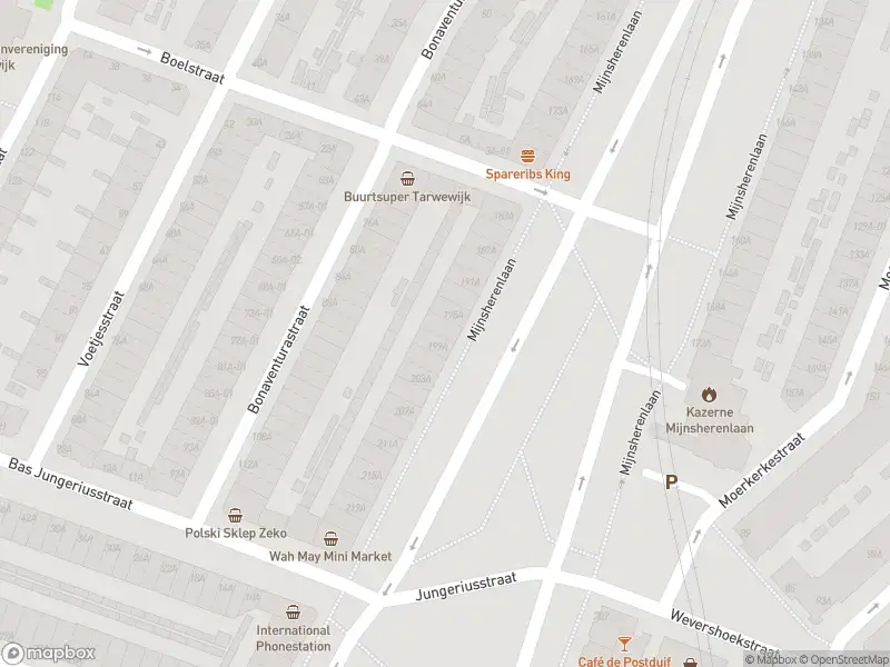 Ambulance met grote spoed naar de Mijnsherenlaan in Rotterdam