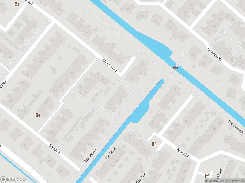 Ambulance met grote spoed naar de Westenrijk in Zuidland