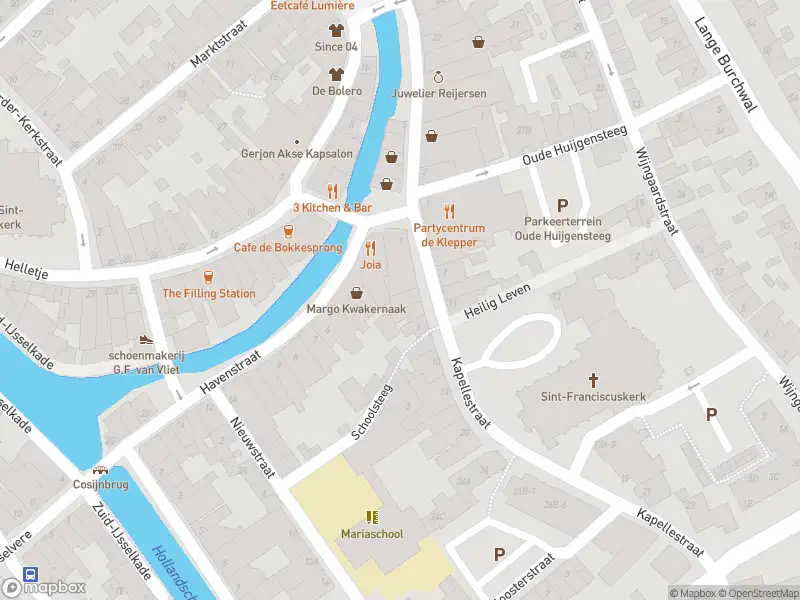 Politie naar de Utrechtse straatweg in Oudewater vanwege aanrijding met letsel