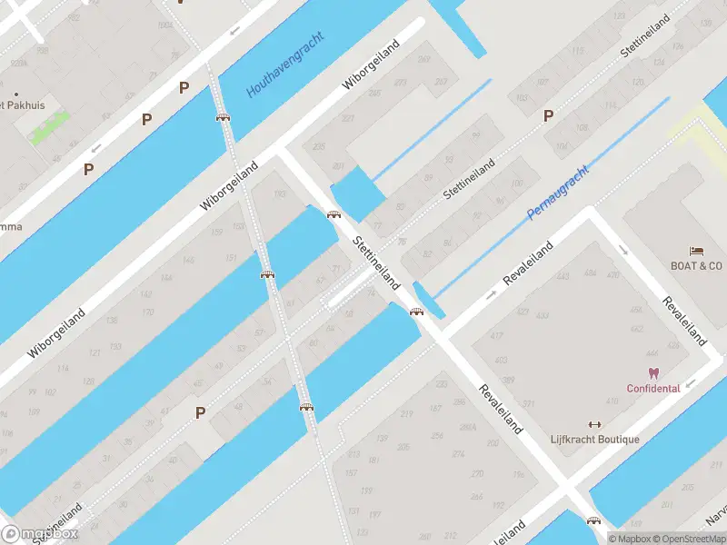 Ambulance met grote spoed naar de Stettineiland in Amsterdam