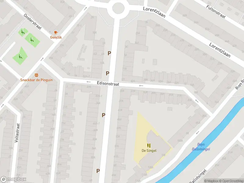 Ambulance met grote spoed naar de Boerhaavelaan in Schiedam