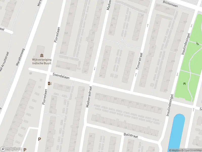 Ambulance met gepaste spoed naar de Madoerastraat in Vlaardingen