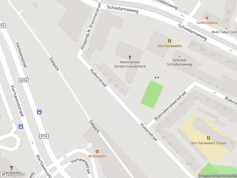 Ambulance met grote spoed naar de Hudsonstraat in Rotterdam