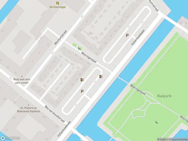 Brandweer met grote spoed naar de Vollenhovekade in Amersfoort