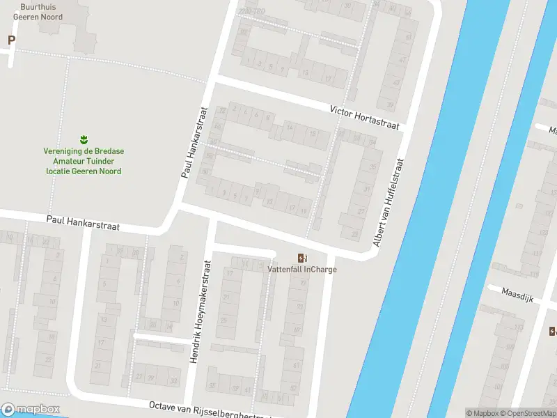 Brandweer met grote spoed naar de Albert van Huffelstraat in Breda vanwege voertuigbrand