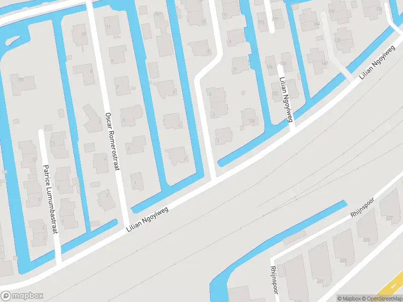 Ambulance met gepaste spoed naar de Alexander Dubcekstraat in Rotterdam