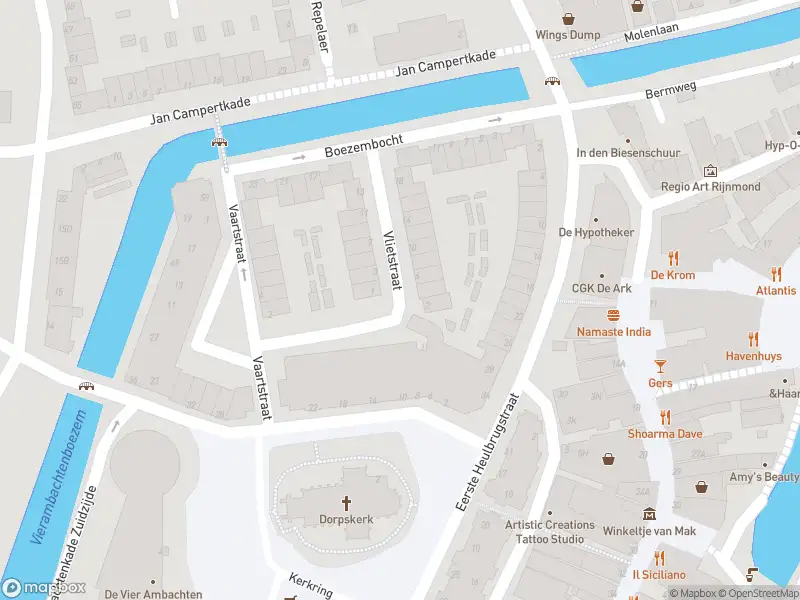 Ambulance met gepaste spoed naar de Vlietstraat in Spijkenisse