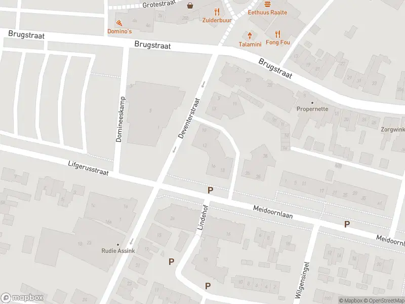 Politie naar de Almelosestraat in Raalte vanwege aanrijding met letsel