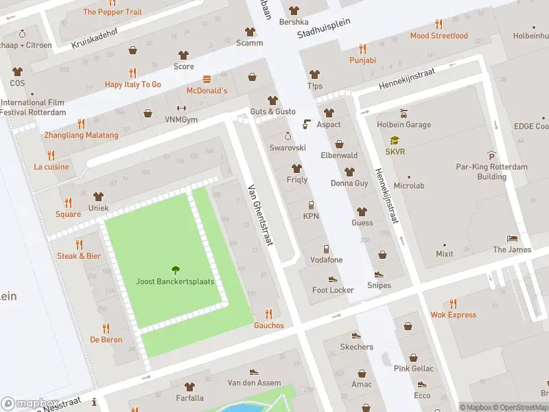 Ambulance met gepaste spoed naar de Van Ghentstraat in Rotterdam