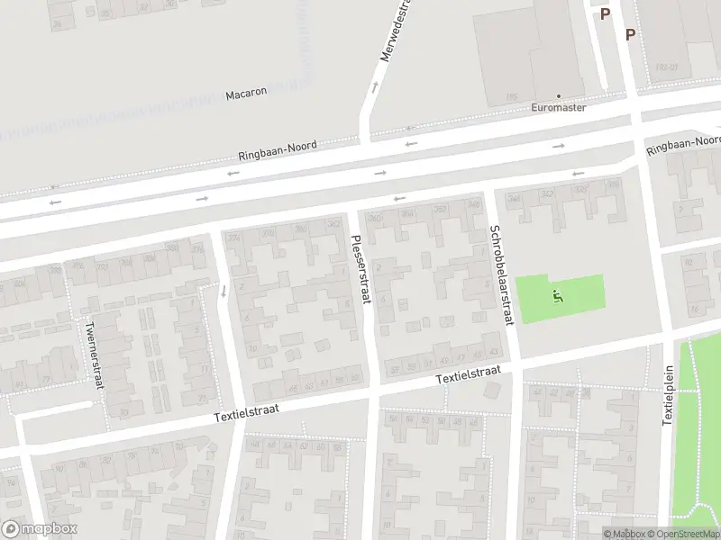 Brandweer met gepaste spoed naar de Plesserstraat in Tilburg