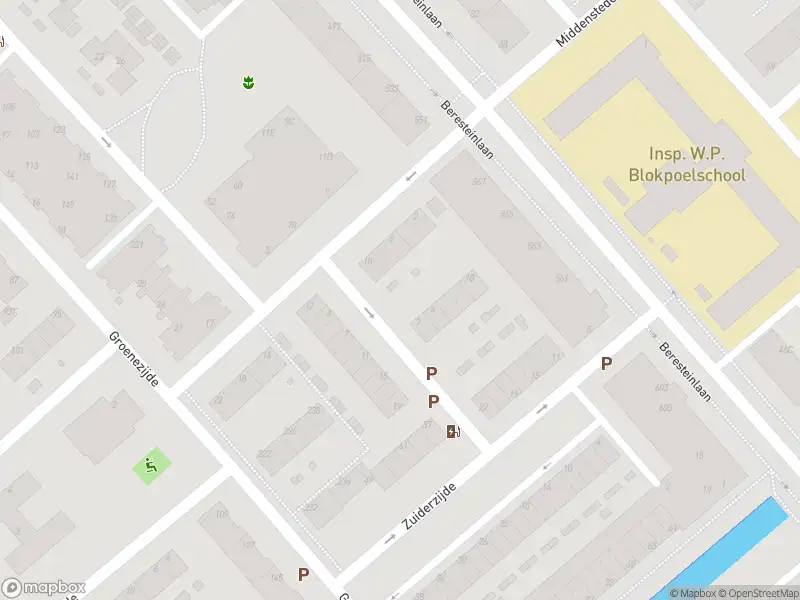 Brandweer met gepaste spoed naar de Vrederustlaan in 's-Gravenhage vanwege een buitenbrand