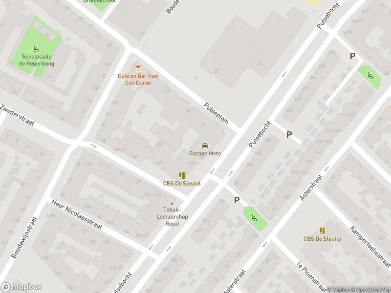 Ambulance met grote spoed naar de Putsebocht in Rotterdam