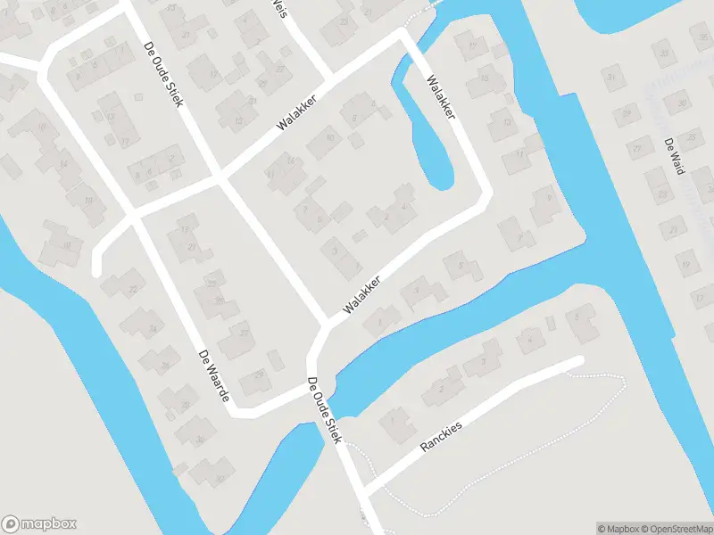 Brandweer met grote spoed naar de De Oude Stiek in Opperdoes vanwege voertuigbrand