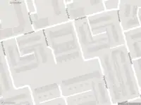 Brandweer met grote spoed naar de Da Costaflat in Roosendaal vanwege voertuigbrand