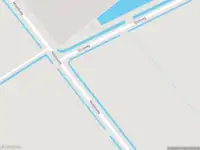 Brandweer naar de Middelweg in Hellevoetsluis vanwege voertuigen te water