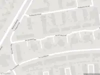 Brandweer met gepaste spoed naar de Keramiekstraat in Steyl vanwege afhijsen patient