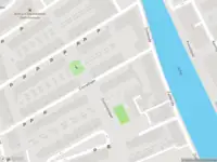 Ambulance met gepaste spoed naar de De Groene Haven in Delft