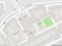 Ambulance met grote spoed naar de Van Meursstraat in Rotterdam