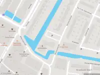 Ambulance met gepaste spoed naar de Muilwijckstraat in Papendrecht