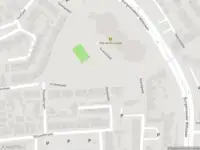 Ambulance met gepaste spoed naar de Groenplaats in Bergen op Zoom vanwege een buitenbrand