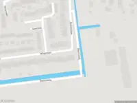 Brandweer met gepaste spoed naar de Wilgenlaan in Oud-Alblas