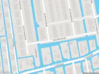 Brandweer met grote spoed naar de Jan Meertensstraat in Rotterdam vanwege een buitenbrand