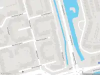 Ambulance met grote spoed naar de Mandarijngaard in Spijkenisse