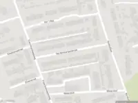 Brandweer met gepaste spoed naar de Van Binsbergenstraat in Nistelrode vanwege een buitenbrand