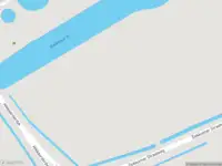 Brandweer met gepaste spoed naar de Dokkumer Straatweg in Burdaard