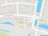 Brandweer met grote spoed naar de Jan van Almondestraat in Poortugaal vanwege gebouwbrand