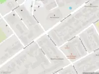 Brandweer met gepaste spoed naar de Abel Tasmanstraat in Maasdijk vanwege een buitenbrand