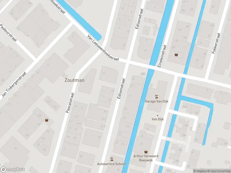 Ambulance met gepaste spoed naar de Fokkerstraat in Reeuwijk