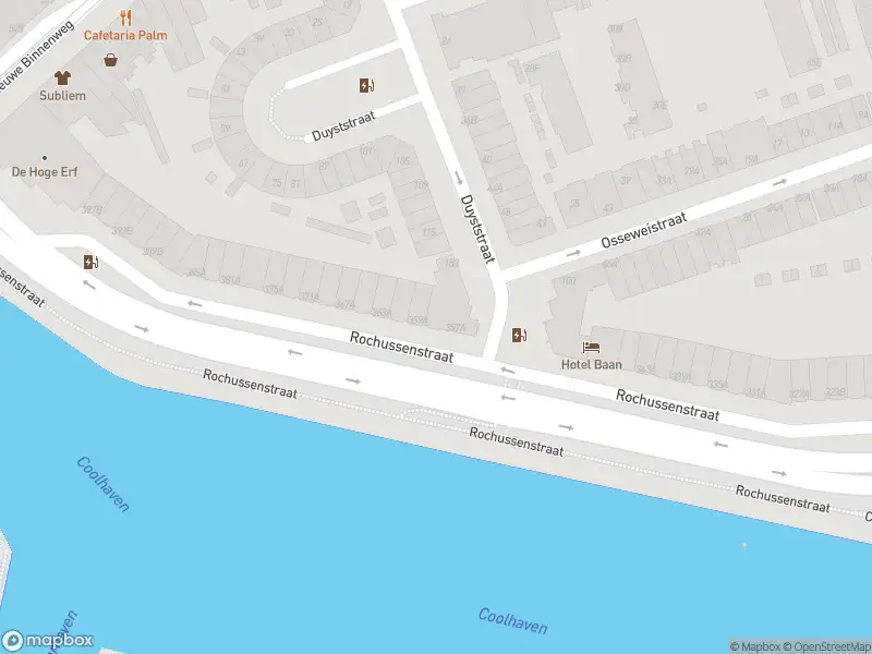 Ambulance met grote spoed naar de Rochussenstraat in Rotterdam