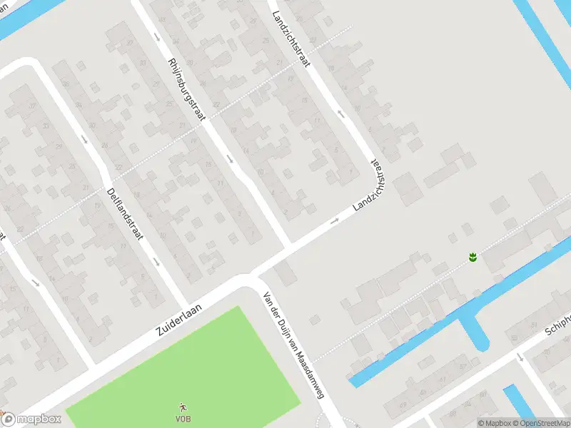 Ambulance met grote spoed naar de Rhijnsburgstraat in Rotterdam