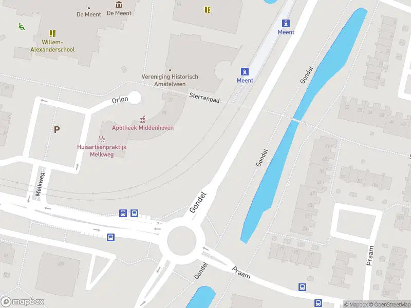 Ambulance met grote spoed naar de Gondel in Amstelveen